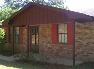 823 Simuel Ln, Prattville, AL 36067