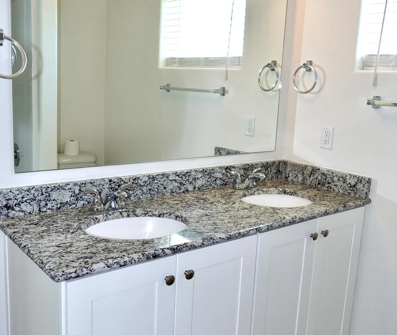 3 bed, 1495 sqft, $1,995 — Photo 3