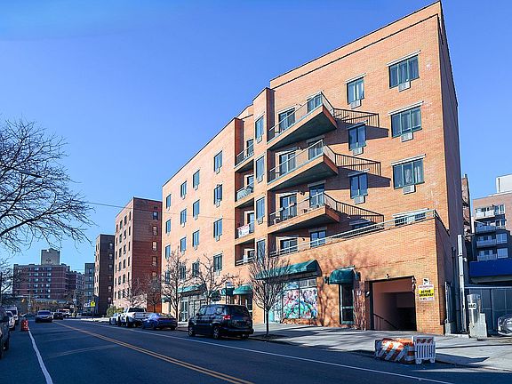 5th image of 113 Kings Hwy #3C
