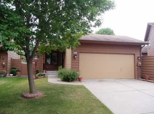 5350 Emerald Way, Apple Valley, MN 55124