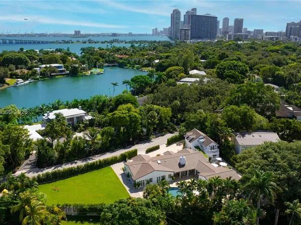 4700 Lake Rd, Miami, FL 33137