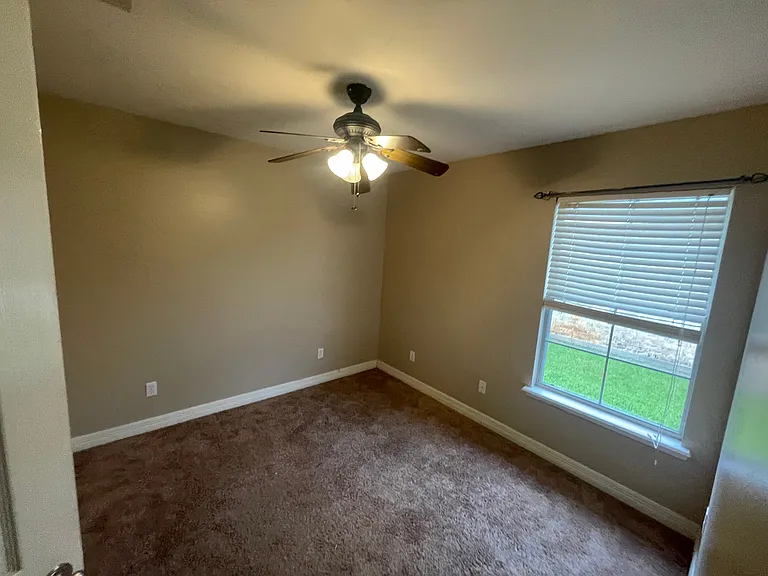 361 Gaston Ln — Photo 12