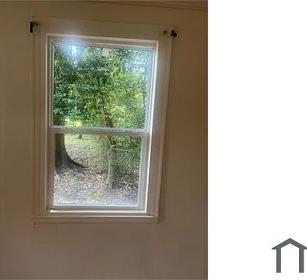 2205 Bankhead St — Photo 16