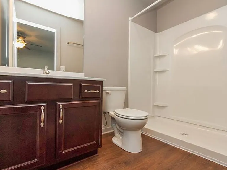 Ledgestone Townhomes — Photo 17