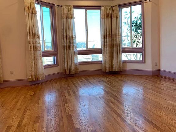 4th image of 1823 Cabrillo St