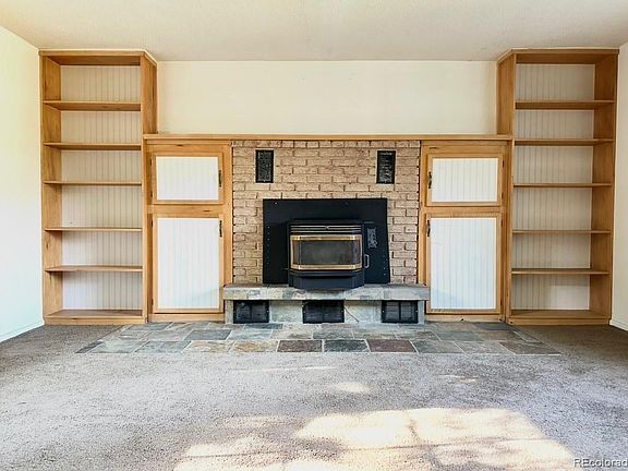 5th image of 221 Timber Drive