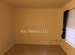 913B College Dr, Pineville, LA 71360