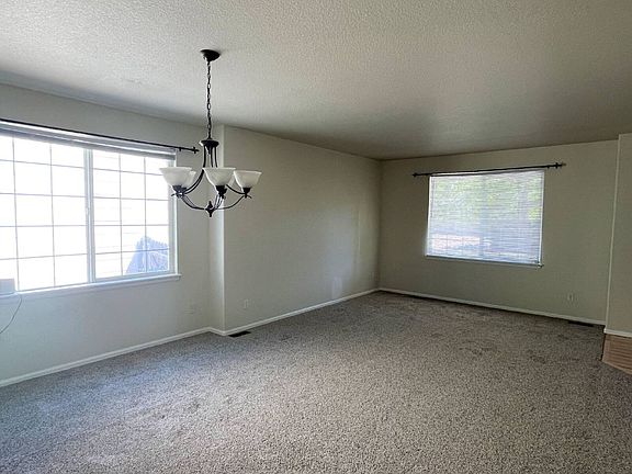 3rd image of 4007 S Odessa St