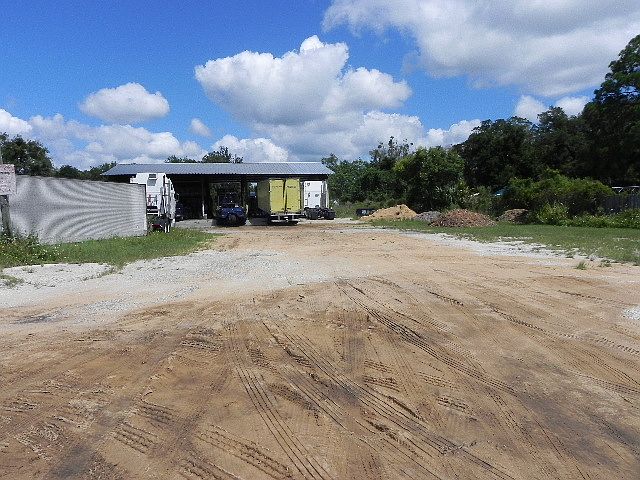 2nd image of 2707 W County Road 44