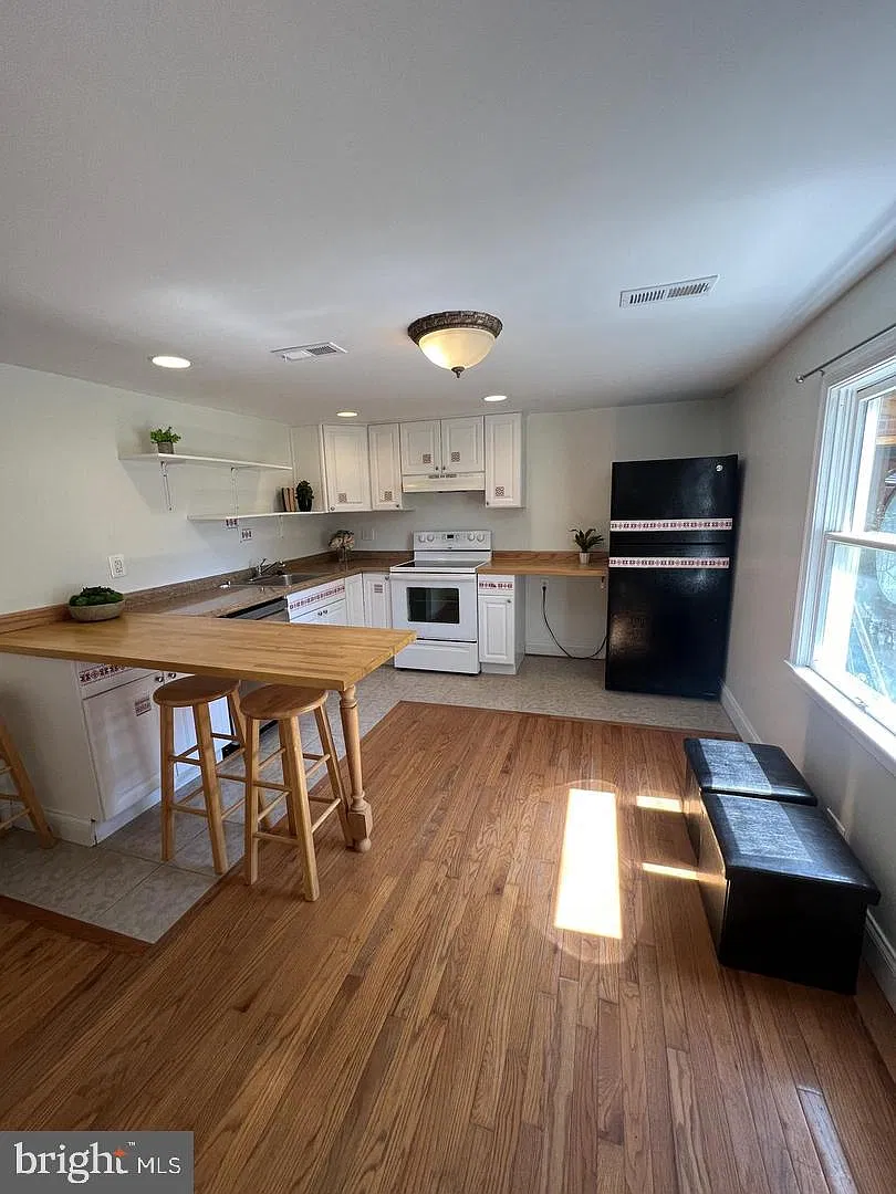 1 bed, 1.0 bath, 600 sqft, $1,500 — Photo 3