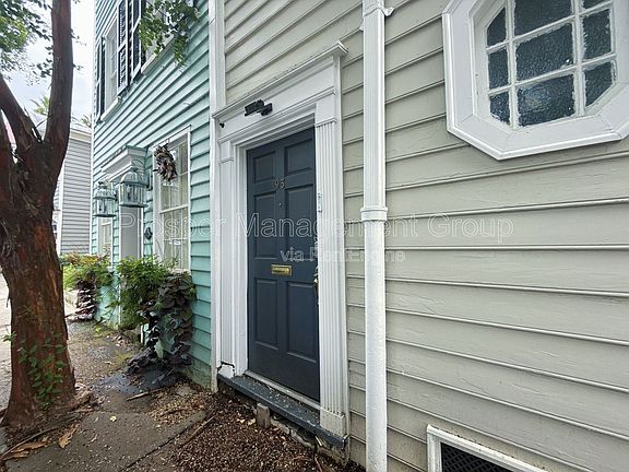 2nd image of 93 Tradd St