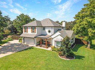 951 E Ridge Ct, Grapevine, TX 76051