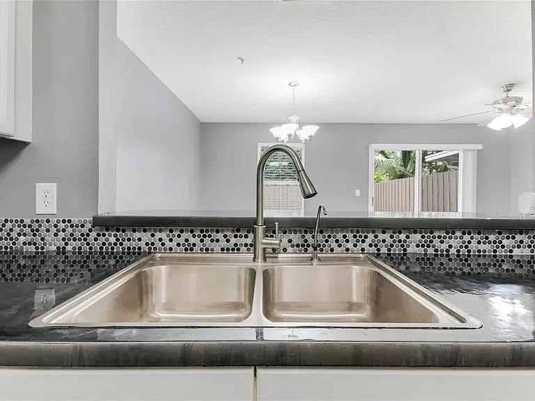 1007 Butterfly Blvd — Photo 13