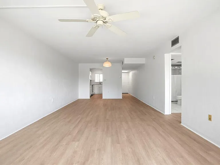 4570 Overlook Dr NE #284 — Photo 10
