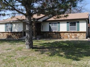 2549 S Fort Ave, Springfield, MO 65807