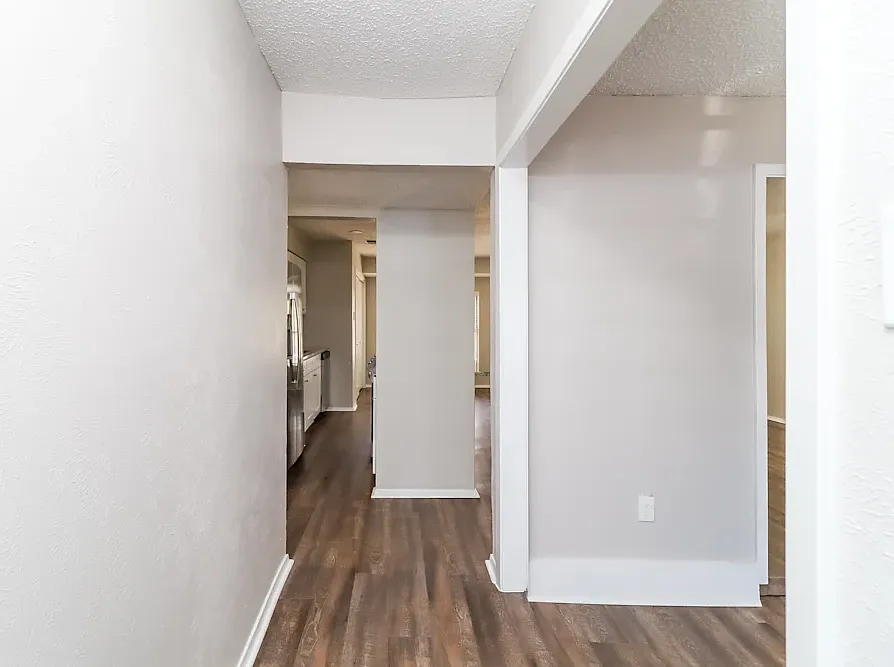 3 bed, 1750 sqft, $1,050 — Photo 4