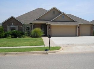 709 E Fargo St, Broken Arrow, OK 74012