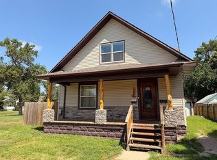 505 E 2nd St, Hastings, NE 68901