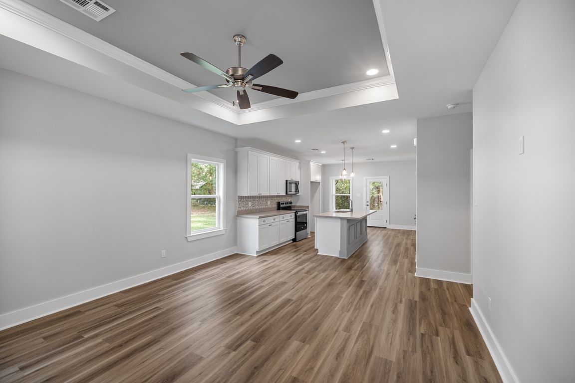 next background image