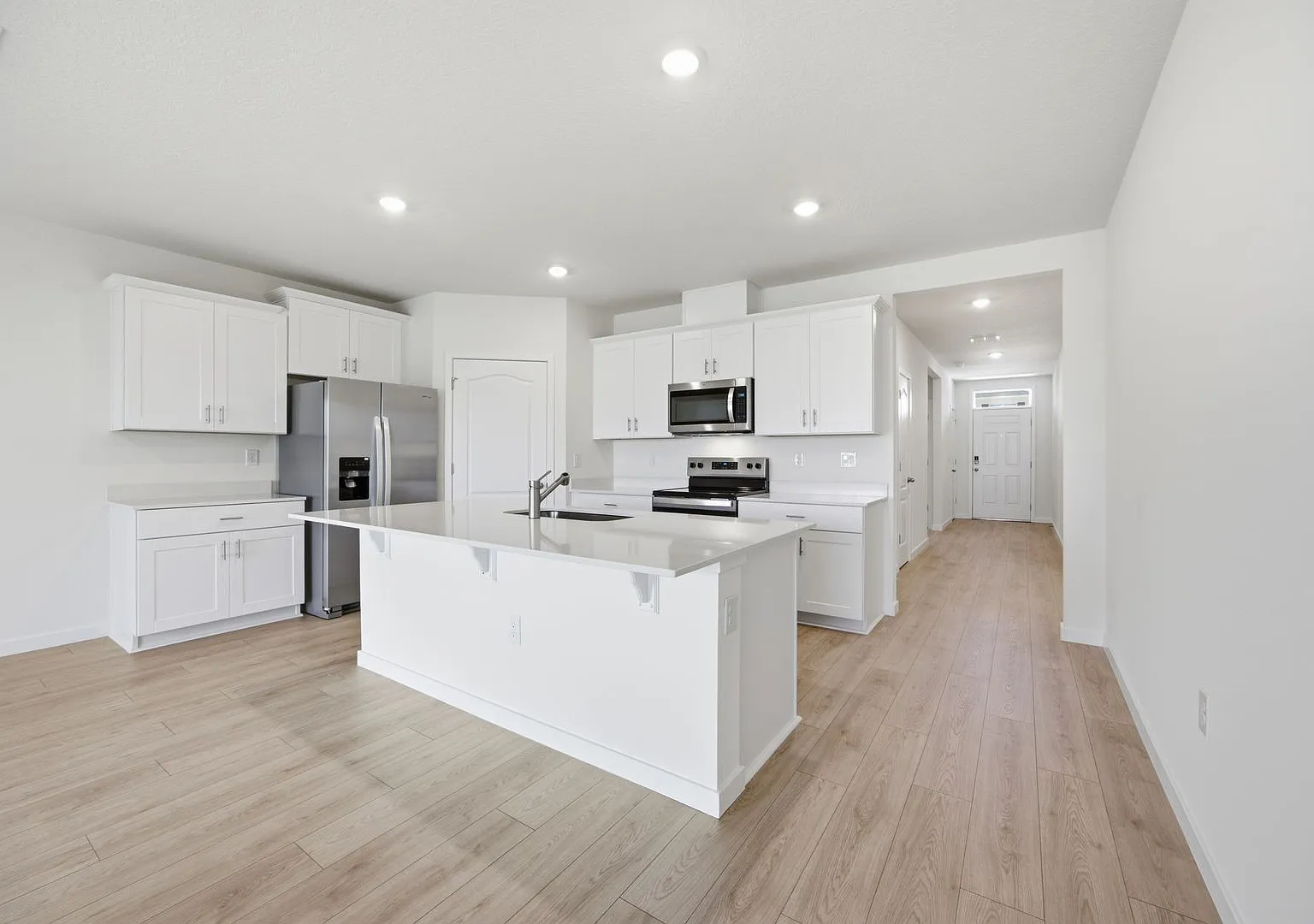 Brandnew 4/2 home for rent in Buena Lago! — Photo 4