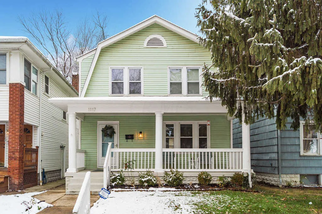 1117 Oakwood Ave photo 1