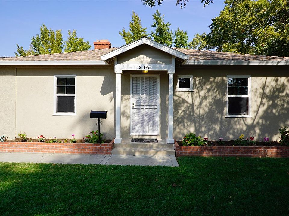 1st image of 2109 Stacia Way