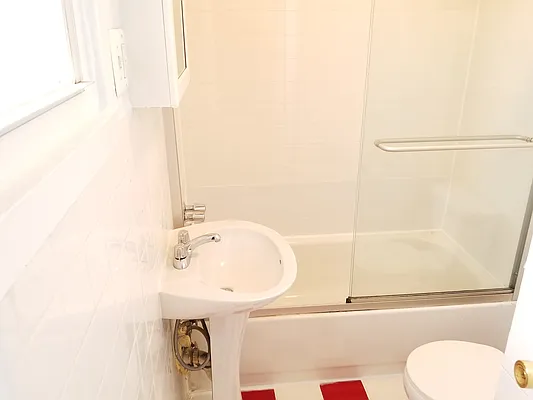 Rented by Corcoran | media 17