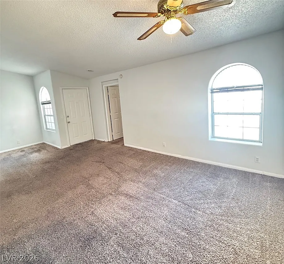 2 bed, 2.0 bath, 926 sqft, $1,495 — Photo 3