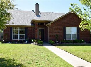 5121 Prairie Creek Trl, Fort Worth, TX 76179