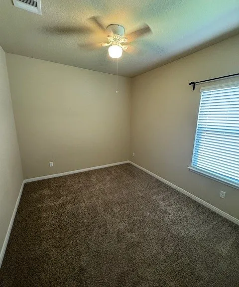 1054 Gaelic Dr — Photo 5