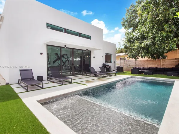 277 NW 43rd St, Miami, FL 33127