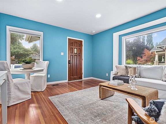 5th image of 2311 Victor Street