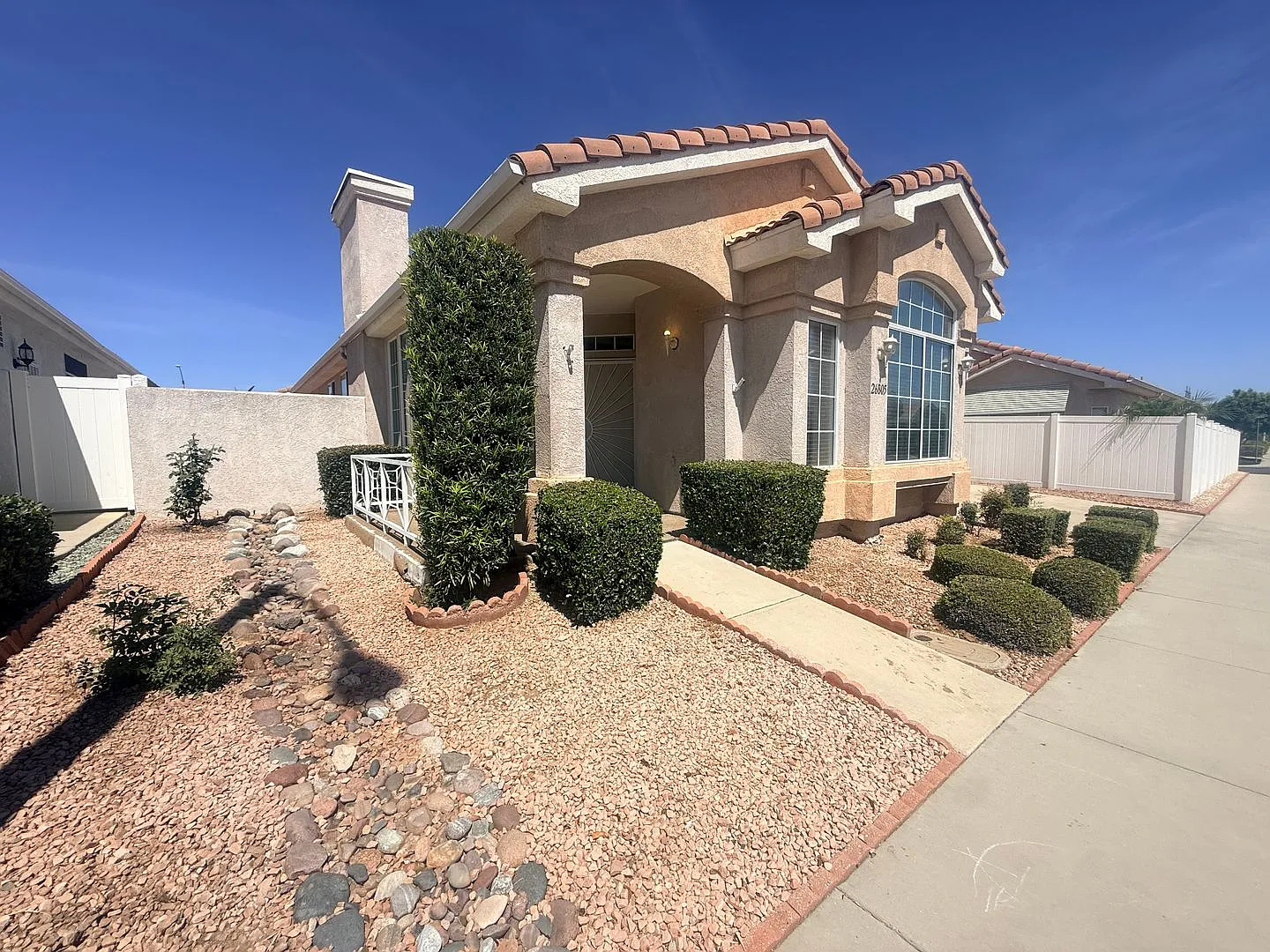 A wonderful opportunity for anyone looking for a spacious, comfortable home in a peaceful 55+ com... — Photo 3
