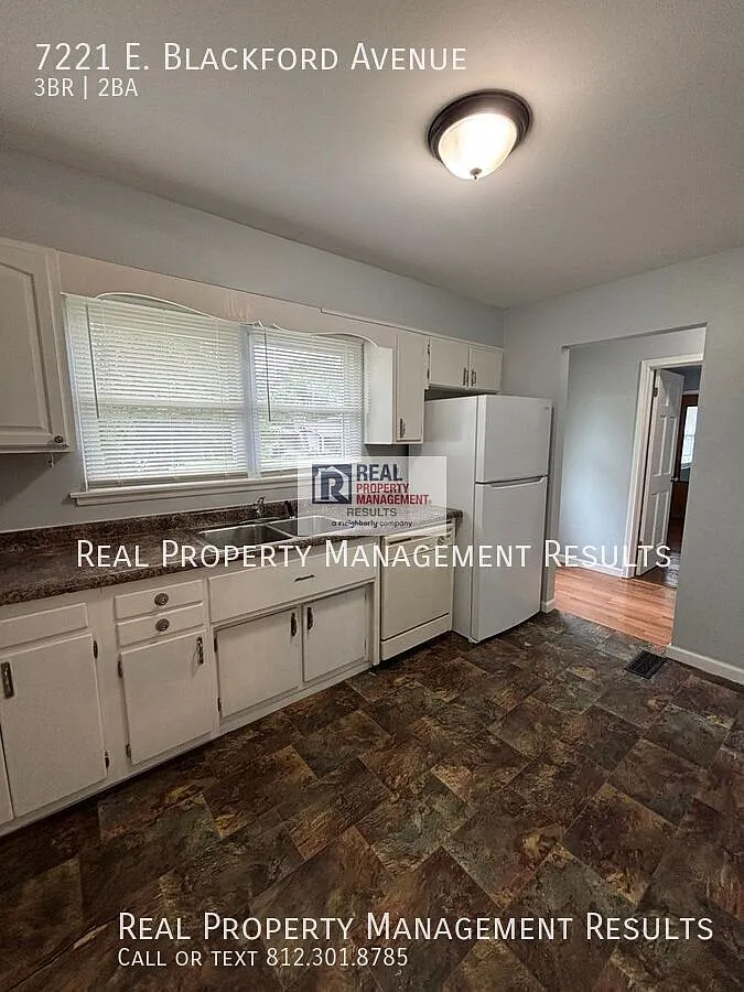 Comfortable 3 Bedroom with Outdoor Space & Garage — Photo 4