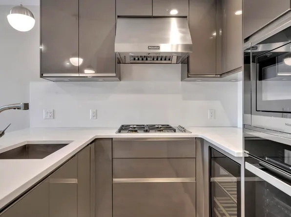 61 14th Street image 13 of 31