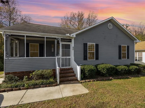 826 Pine St, Greensboro, NC 27401