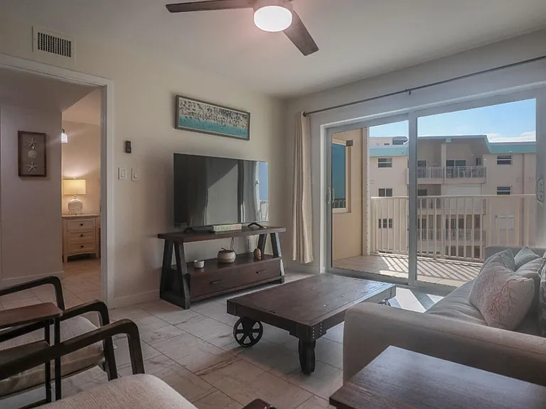 7400 Estero Blvd #514 — Photo 5