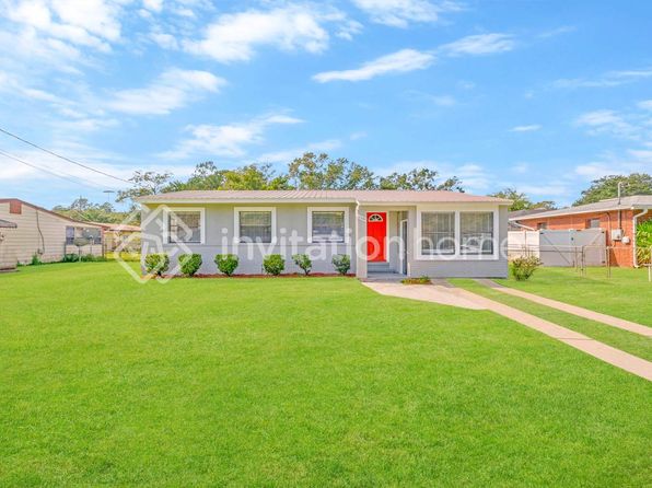 6346 Commodore Dr