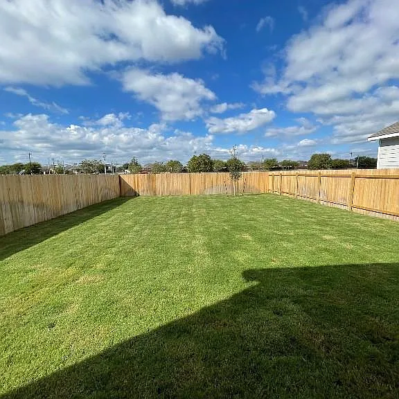428 Bass Dr — Photo 16