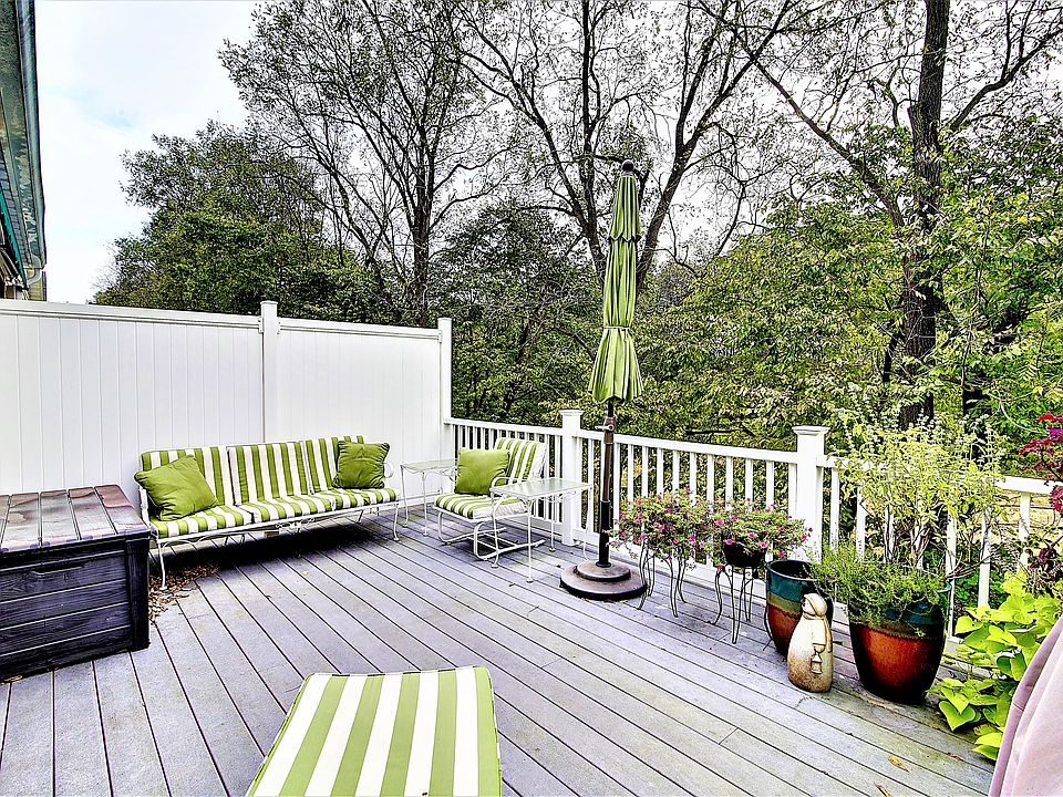 2nd image of 13032 Hawkins Cir