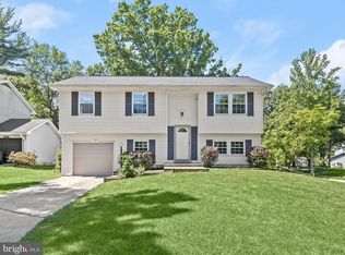 10185 Cape Ann Dr, Columbia, MD 21046