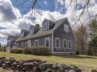 76 Jackson Rd, Hope, ME 04847