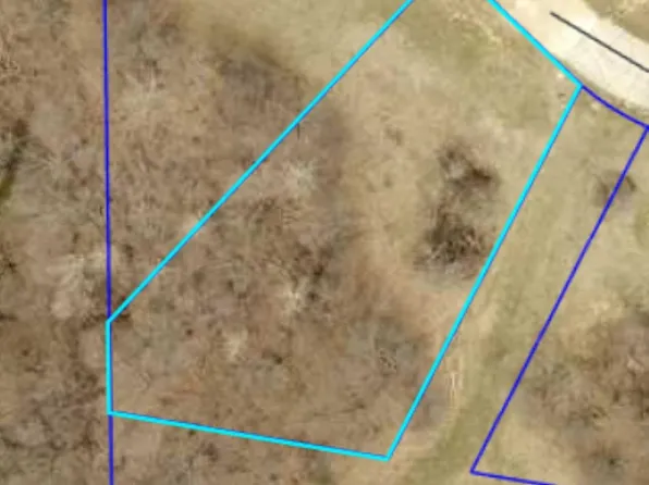 122 Riviera Dr, Bellevue, IA 52031