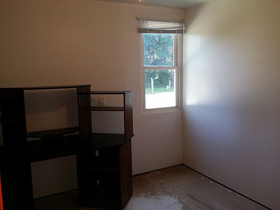 3rd image of 1001 W Franklin St