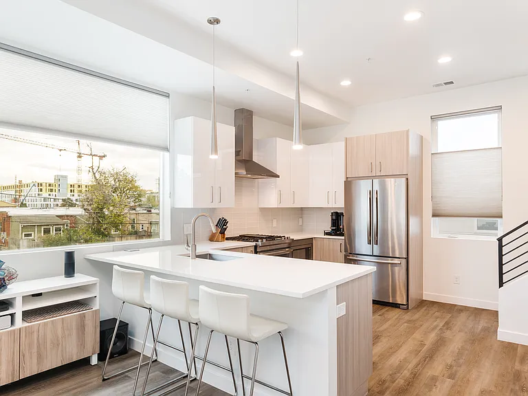 1620 Irving St #5 — Photo 10