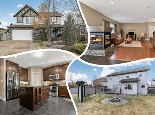 1110 Connelly Ct SW, Edmonton, AB T6W0R4