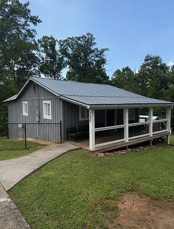 380 Pine Ridge Dr - Property Image