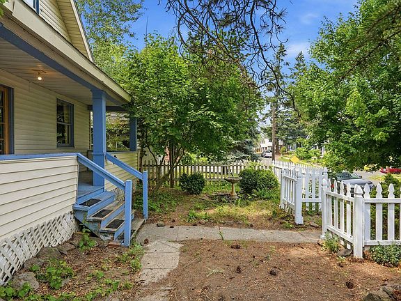5th image of 1608 E 11th Ave