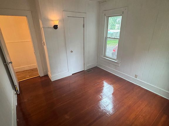 3rd image of 16-18 Alderman St #1