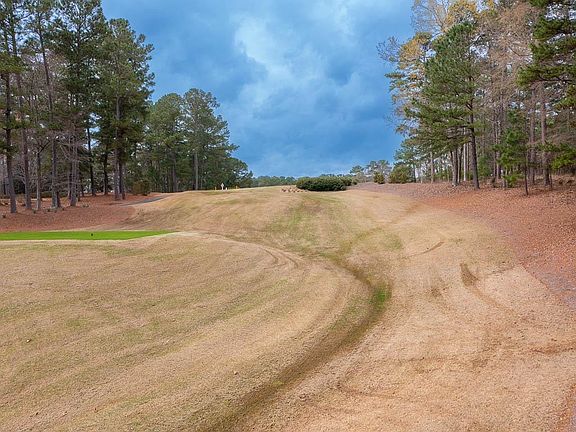3rd image of 1021 Hubies Way
